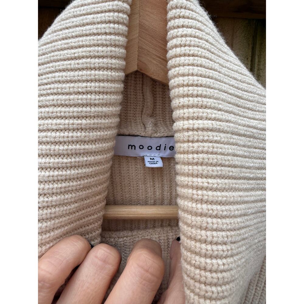 Moodie Ribbed Knit Two-Piece Set
- Picture 6 of 7